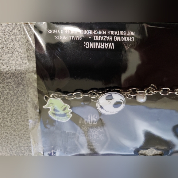 Nightmare before christmas charm bracelet - Picture 3 of 4